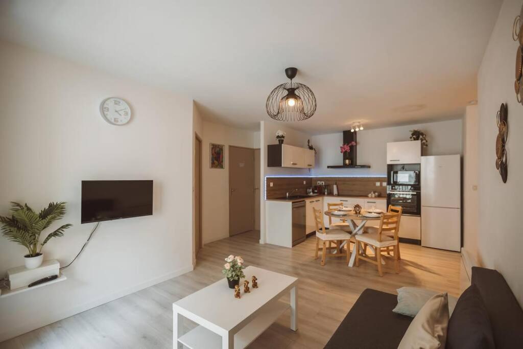 Le Cocon Manceau Apartment Le Mans Exterior foto