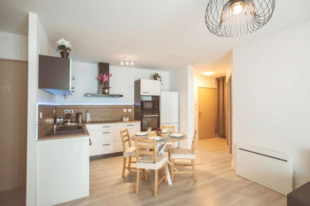 Le Cocon Manceau Apartment Le Mans Exterior foto